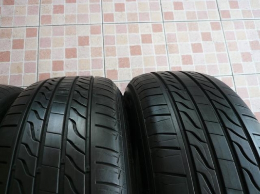 ขายยาง MICHELIN LC----215-60-16----ปี12 (1ชุด)