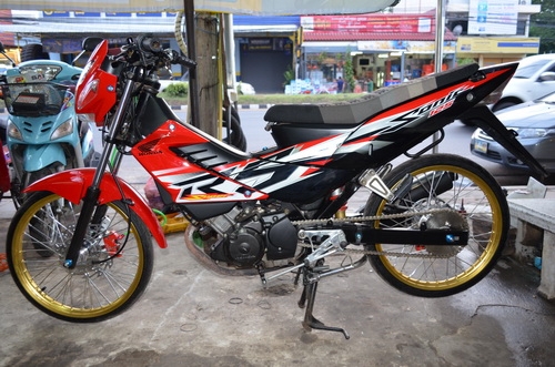 ขายรถ โซนิค 125  แต่งสวย รถปี49