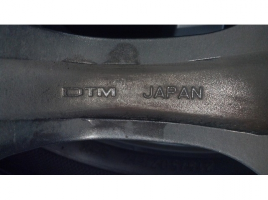 แม็กเจแปน ขอบ 17 พร้อมยางดีปี 11 ขนาด 4 รู 100 แม็กเจแปน ขอบ 17 พร้อมยางดีปี 11 ขนาด 4 รู 100