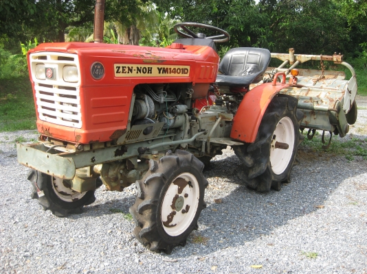ขายรถไถเล็ก Yanmar รุ่น YM1401D 4x4WD 14 แรง เก่านอกไม่เคยใช้งานในไทย