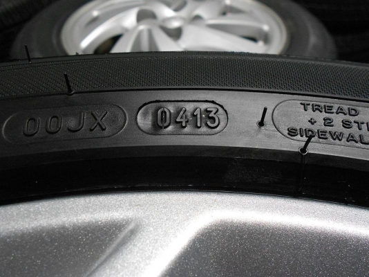 ขายล้อแม็ก Top Ford Focus ขอบ 17 พร้อมยางป้ายแดงปี 13(ถอดศูนย์)/เทิร์นได้-ใส่ฟรีค่ะ ขายล้อแม็ก Top Ford Focus ขอบ 17 พร้อมยางป้ายแดงปี 13(ถอดศูนย์)/เทิร์นได้-ใส่ฟรีค่ะ