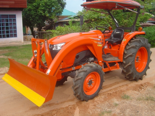 ขายคูโบต้า L4708 47 แรงม้า 50 ชม. รถดี มีจริง อยากขายอย่างแรง... ขายคูโบต้า L4708 47 แรงม้า 50 ชม. รถดี มีจริง อยากขายอย่างแรง...