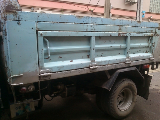 ขายอีซูซุ NKR 55 EX 5T 6 ล้อดั๊ม รถห้างครับ