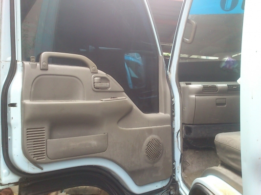 ขายอีซูซุ NKR 55 EX 5T 6 ล้อดั๊ม รถห้างครับ