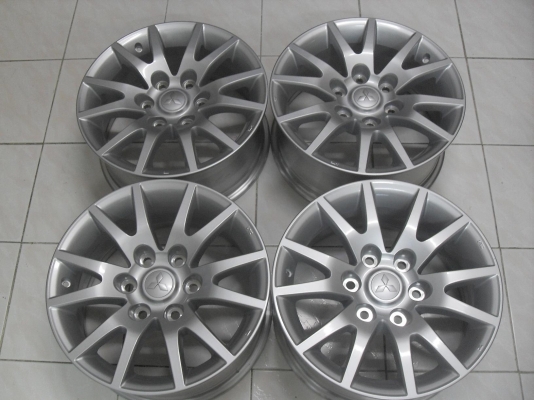 ขายล้อแม็กเปล่า Mitsubishi Pajero Sport ขอบ 17 ถอดป้ายแดง 1 ชุด/ใส่-ถ่วงฟรีค่ะ
