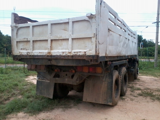 ขายรถบรรทุก10ล้อ2เพลาMITSUBHISI FN527TF 220แรง