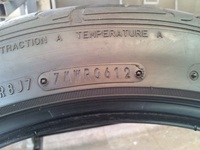 ขายยาง225/45/18 ยาง DUNLOP SP SPORT LM 703 ปี 12 ( 1 คู่ )