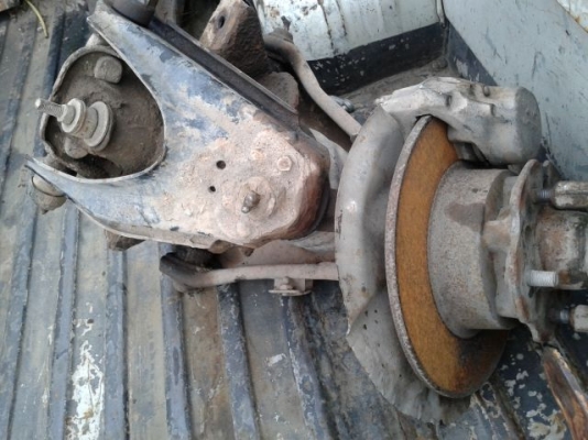 ชุดแพหน้าพร้อม ดุมดิส toyota rn 10 ยกแพ 5500 บาท