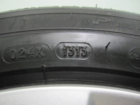 ขายล้อแม็ก Accord G.9 ขอบ 17 พร้อมยางป้ายแดง Michelin ปี13 ออกจากศูนย์แล้วถอดออกเลย ขายล้อแม็ก Accord G.9 ขอบ 17 พร้อมยางป้ายแดง Michelin ปี13 ออกจากศูนย์แล้วถอดออกเลย