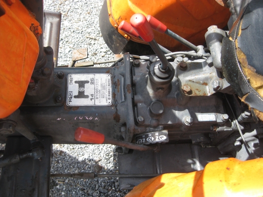 ขายรถไถเล็ก Kubota รุ่น B7000 4x4WD เก่านอกไม่เคยใช้งานในไทย