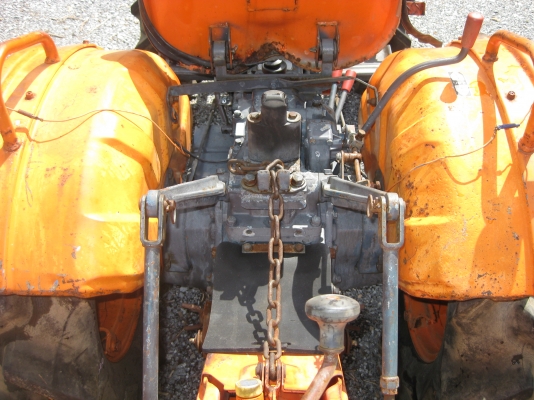 ขายรถไถเล็ก Kubota รุ่น B7000 4x4WD เก่านอกไม่เคยใช้งานในไทย