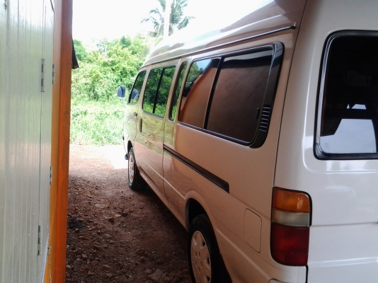 สีใหม่ แต่งVIP วิ่งน้อย เดิมบางรอบคัน เครื่องเสียงจอ ไม่ต้องซ่อม