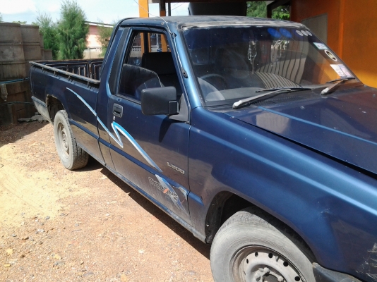 เดิมบางรอบคัน เครื่องดีเชชซีสวย มีแอร์ ยางดี4เส้น เดิมบางรอบคัน เครื่องดีเชชซีสวย มีแอร์ ยางดี4เส้น