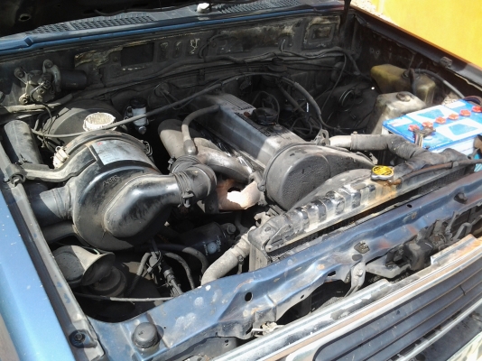 เดิมบางรอบคัน เครื่องดีเชชซีสวย มีแอร์ ยางดี4เส้น เดิมบางรอบคัน เครื่องดีเชชซีสวย มีแอร์ ยางดี4เส้น