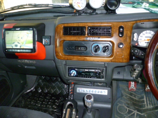 รถบ้าน ปี2002 ต.ค. พร้อมใช้สมราคา แต่งสวย เครื่องเสียงหลายหมื่น