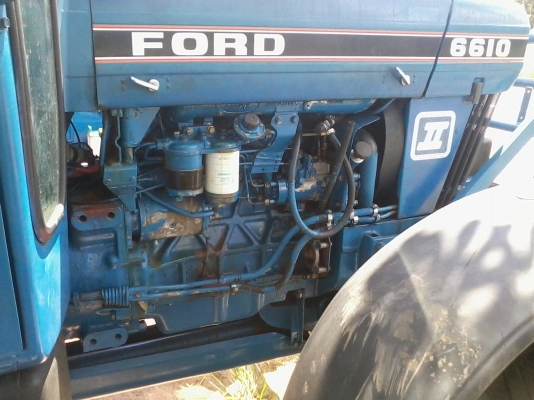 ขายรถไถ ฟอร์ด6610 2เพลา น้ำเข้า มีแต่ตัวรถครับ