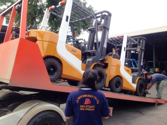 บริษัท TD MOTOR WORKS จำหน่ายรถฟอร์คลิฟท์ รถตักดิน รถขุด เครื่องจักรกล นำเข้าญี่ปุ่นทุกยี่ห้อ พร้อมอะไหล่ 083-062-0223,080-084-3165 บริษัท TD MOTOR WORKS จำหน่ายรถฟอร์คลิฟท์ รถตักดิน รถขุด เครื่องจักรกล นำเข้าญี่ปุ่นทุกยี่ห้อ พร้อมอะไหล่ 083-062-0223,080-084-3165