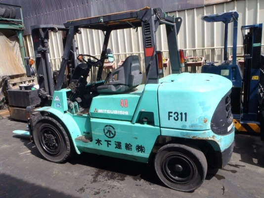 บริษัท TD MOTOR WORKS จำหน่ายรถฟอร์คลิฟท์ รถตักดิน รถขุด เครื่องจักรกล นำเข้าญี่ปุ่นทุกยี่ห้อ พร้อมอะไหล่ 083-062-0223,080-084-3165 บริษัท TD MOTOR WORKS จำหน่ายรถฟอร์คลิฟท์ รถตักดิน รถขุด เครื่องจักรกล นำเข้าญี่ปุ่นทุกยี่ห้อ พร้อมอะไหล่ 083-062-0223,080-084-3165