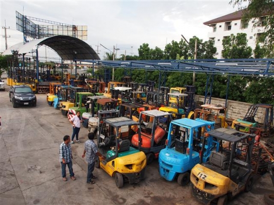 บริษัท TD MOTOR WORKS จำหน่ายรถฟอร์คลิฟท์ รถตักดิน รถขุด เครื่องจักรกล นำเข้าญี่ปุ่นทุกยี่ห้อ พร้อมอะไหล่ 083-062-0223,080-084-3165
