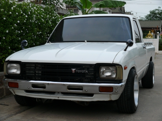 ขาย toyota rn30 เครื่อง 3s แก็ส lpg 85000บ.