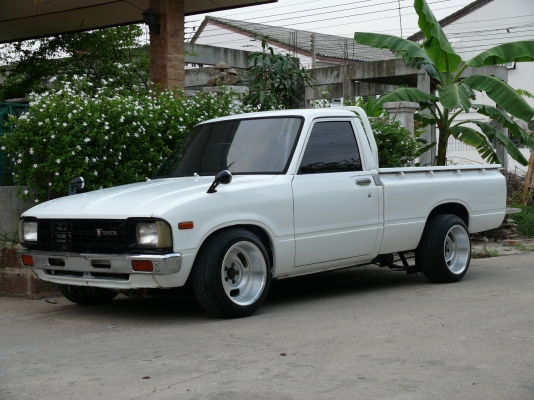 ขาย toyota rn30 เครื่อง 3s แก็ส lpg 85000บ.