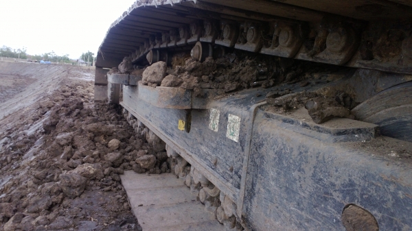 ขายดาวน์PC200-8 ใช้ 741 ชม.รถออกใหม่ป้ายแดง...