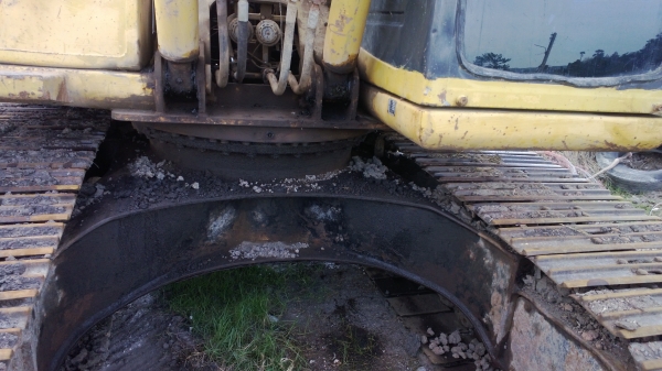 ขายPC200-6ช่วงล่างสวย เอวไม่ขยับ แอร์เย็น มีเอกสารใบอินวอยล์...