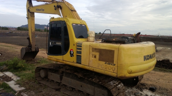 ขายPC200-6ช่วงล่างสวย เอวไม่ขยับ แอร์เย็น มีเอกสารใบอินวอยล์...