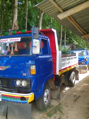 ดั้มHINO KM เครื่อง117 HP ดั้มHINO KM เครื่อง117 HP