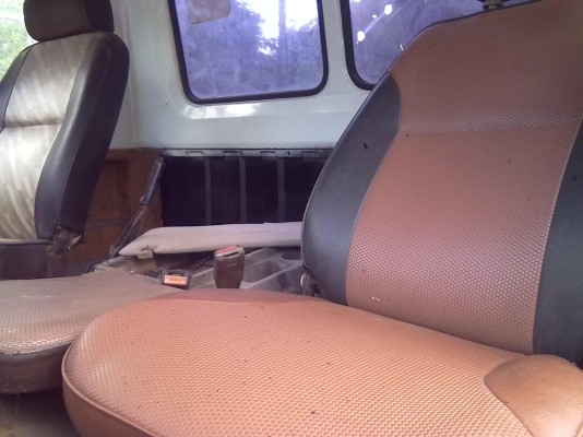 KL 300 หัว F17 ดั้มดินกระบะมิเนียมเครื่อง 185 แรงม้า(HO7D)