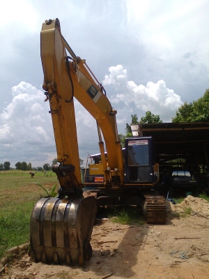 รถแบคโฮSK-200 KOBELCO รถแบคโฮSK-200 KOBELCO