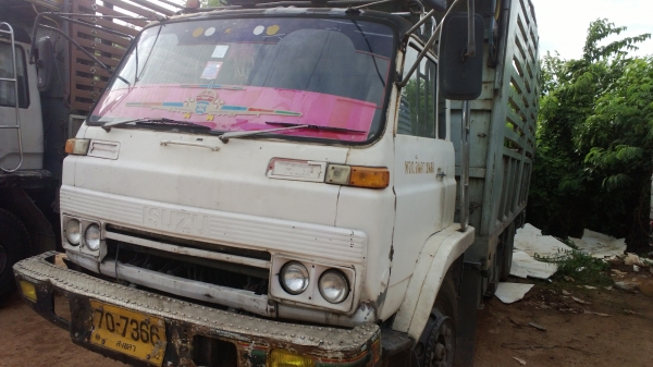 (มี2คัน)10ล้อหัวเจISUZU เครื่อง175แรง รถล่องเพลาเดียว พร้อมใช้