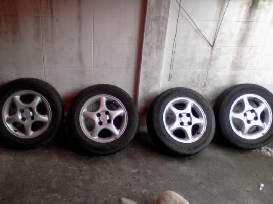 แม็กพร้อมยางปี2012ใช้งาน5000kmขนาด185/65A14