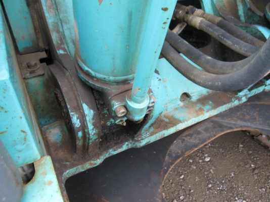 รถขุด KOBELCO SK135SR-1ES,2006Yr,3827Hr.รถนอกนำเข้าสภาพเยี่ยมสุดๆใช้งานได้เลย โทรมานะ 085-9049669 รถขุด KOBELCO SK135SR-1ES,2006Yr,3827Hr.รถนอกนำเข้าสภาพเยี่ยมสุดๆใช้งานได้เลย โทรมานะ 085-9049669