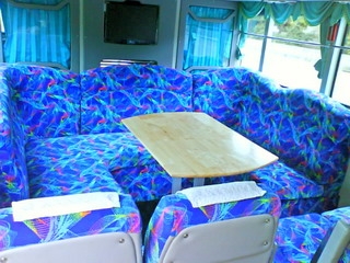 ขายบัสแอร์2ชั้น8ล้อ 2ล้าน