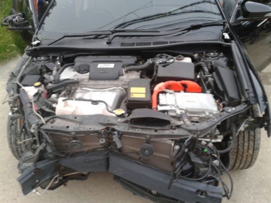 ขายรถอุบัติเหตุToyota Camry Hybrid โตโยต้า คัมรี่ ไฮบริด 2.5 HV Naviรุ่นท๊อปสุด ปี2013 รถเกือบป้ายแดง สีดำพร้อมเล่มทะเบียน..ราคาเบาๆๆ