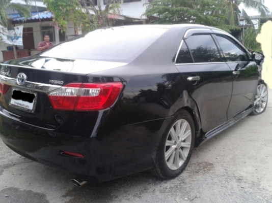 ขายรถอุบัติเหตุToyota Camry Hybrid โตโยต้า คัมรี่ ไฮบริด 2.5 HV Naviรุ่นท๊อปสุด ปี2013 รถเกือบป้ายแดง สีดำพร้อมเล่มทะเบียน..ราคาเบาๆๆ