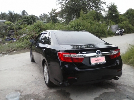 ขายรถอุบัติเหตุToyota Camry Hybrid โตโยต้า คัมรี่ ไฮบริด 2.5 HV Naviรุ่นท๊อปสุด ปี2013 รถเกือบป้ายแดง สีดำพร้อมเล่มทะเบียน..ราคาเบาๆๆ