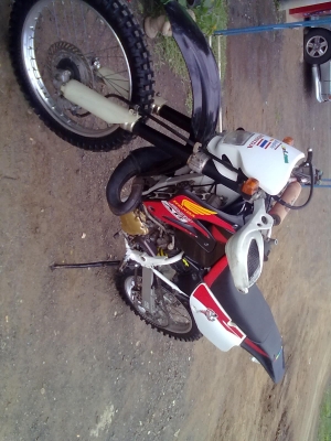 ขายcrm250 อยากซื้อเท่าไรว่ามา ขายได้ขายเลยหรือ แลกอาวุธปืน มีชนิดไหนเสนอมาส่วนต่างคุยกัน