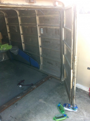 ตู้แห้ง ทรงสูง ใส่รถไมตี้หัวเดียว