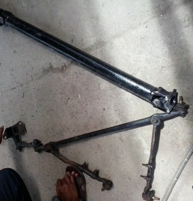 อะไหล่ช่วงล่างนิสสันฟอนเทีย หลายตัว และ บิ๊กเอ็มหน้าลาว ปี 95 พร้อมขาย อะไหล่ช่วงล่างนิสสันฟอนเทีย หลายตัว และ บิ๊กเอ็มหน้าลาว ปี 95 พร้อมขาย