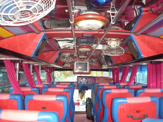 ขายรถบัสยีห้อ benz สภาพสวยสนใจ ติตต่อ คุณเรียบเจ้าของรถ 0872136595,0895755455