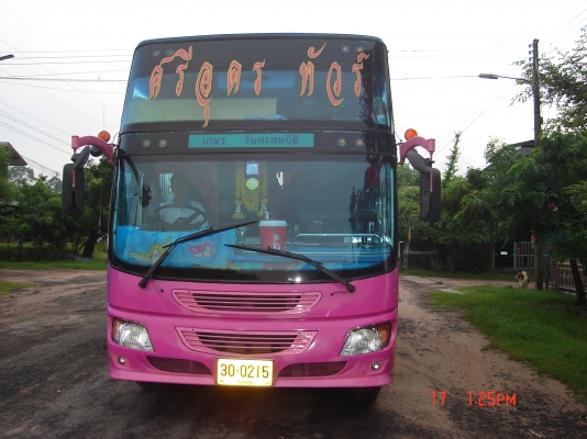 ขายรถบัสยีห้อ benz สภาพสวยสนใจ ติตต่อ คุณเรียบเจ้าของรถ 0872136595,0895755455