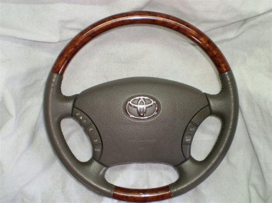 พวงมาลัยแท้มือสอง,อะไหล่และของแต่งถอดมาเรื่อยๆ