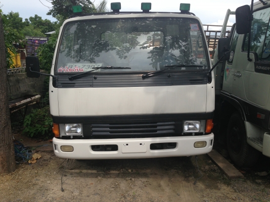 ขาย mitsubishi canter 100 แรง สภาพดีพร้อมใช้งาน