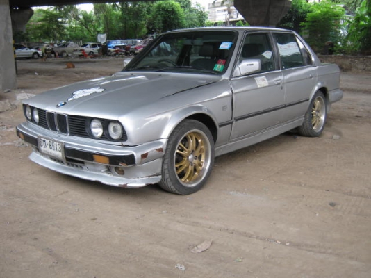 BMW318เครื่องหัวฉีดM40ติดแก๊สLPGแม๊ก17แอร์หนาว45000ต่อราคาได้นิดหน่อย