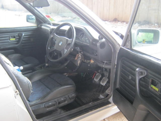 BMW318เครื่องหัวฉีดM40ติดแก๊สLPGแม๊ก17แอร์หนาว45000ต่อราคาได้นิดหน่อย