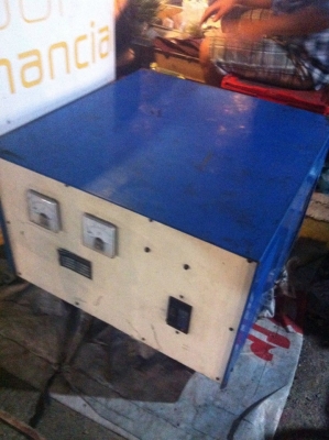 ขายหม้อแปลงไฟ ขนาดใหญ่ 220 V. เป็น 12 V.  เหมาะมากครับกับรถเครื่องเสียง