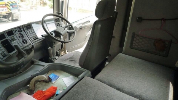 ขายรถหัวลากยี่ห้อ scania 124G