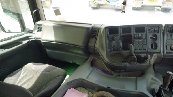 ขายรถหัวลากยี่ห้อ scania 124G